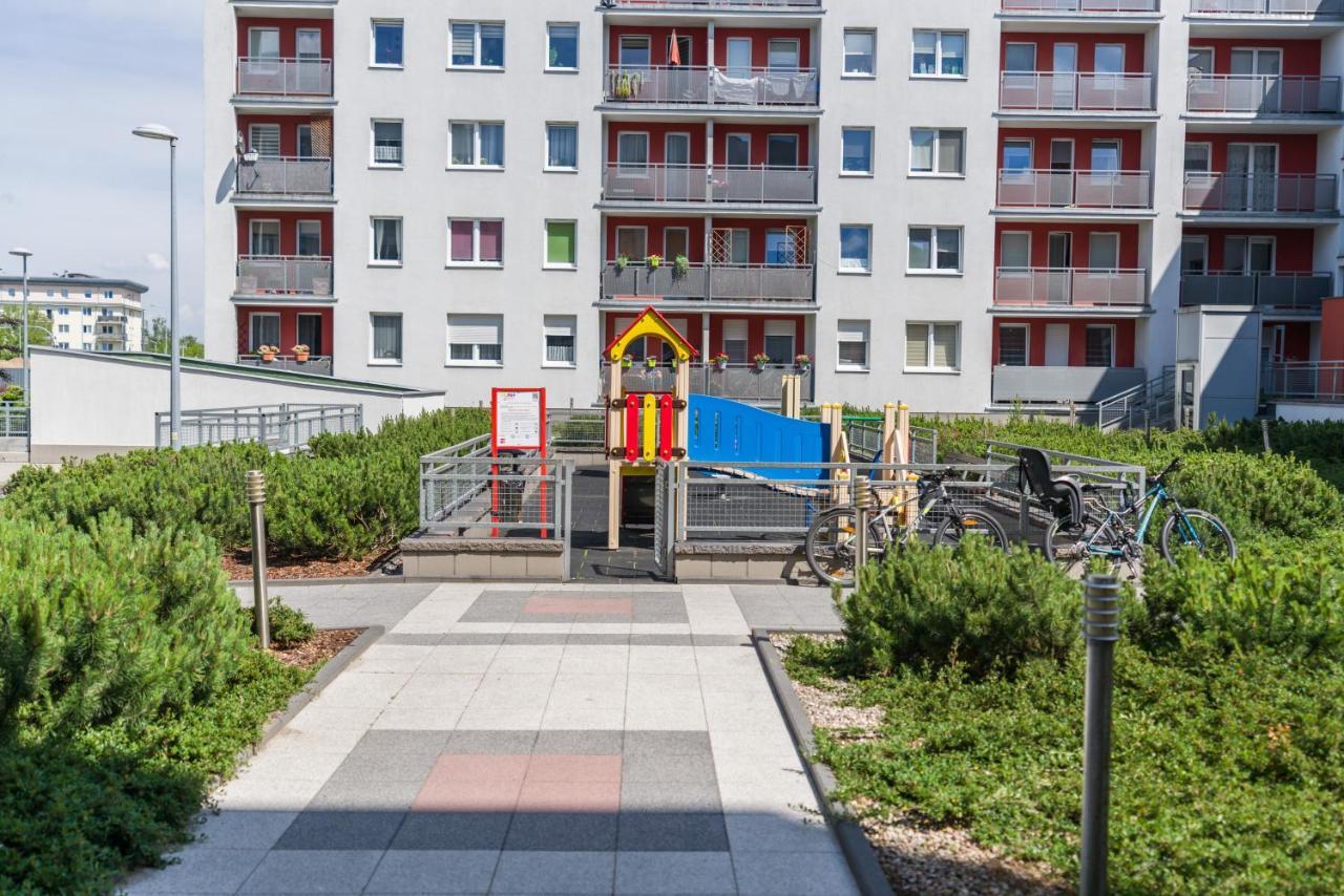 Poznan Rezerwat Zurawiniec By Noclegi Renters エクステリア 写真